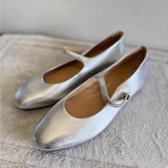 Fit Flop Delicato Mary Jane shoes silver 11 - Picture 7 of 9